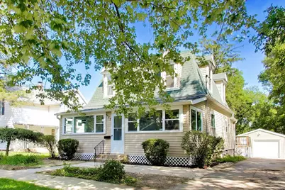 523  High St, Delavan, WI 53115 - Photo 3