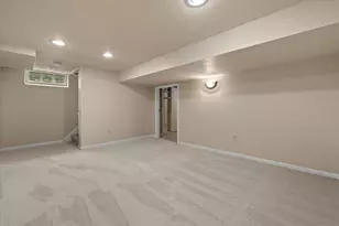 4227 N Olsen Ave, Shorewood, WI 53211 - Photo 25