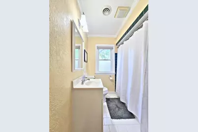 4844  Erie St, Racine, WI 53402 - Photo 15