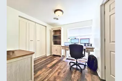 4844  Erie St, Racine, WI 53402 - Photo 31