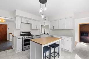 18345 Ashlea Dr, Brookfield, WI 53045 - Photo 9