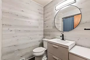 18345 Ashlea Dr, Brookfield, WI 53045 - Photo 15