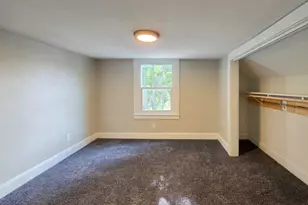 1033 Villa St, Racine, WI 53403 - Photo 7