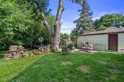 W168N9104  Falls Ave, Menomonee Falls, WI 53051 - Photo 15