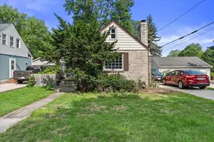 W168N9104 Falls Ave, Menomonee Falls, WI 53051 - Photo 1