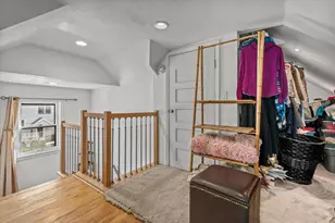 W168N9104 Falls Ave, Menomonee Falls, WI 53051 - Photo 11