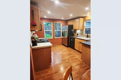 907 N Second St, Watertown, WI 53098 - Photo 9