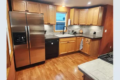 907 N Second St, Watertown, WI 53098 - Photo 7