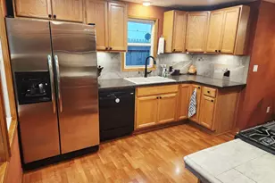 907 N 2nd St, Watertown, WI 53098 - Photo 7
