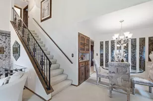 325 E Parkway Estates Dr, Oak Creek, WI 53154 - Photo 5