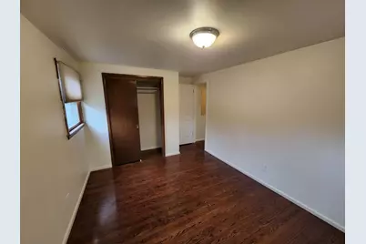 310 W Uncas Ave, Milwaukee, WI 53207 - Photo 37