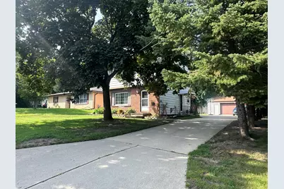 310 W Uncas Ave, Milwaukee, WI 53207 - Photo 17