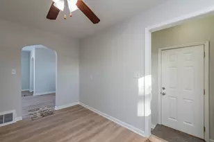 1915 31st St, Kenosha, WI 53140 - Photo 9