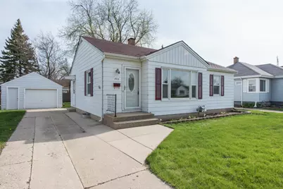 1915  31st St, Kenosha, WI 53140 - Photo 1