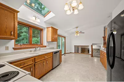 12191  231st Ave, Salem Lakes, WI 53179 - Photo 11