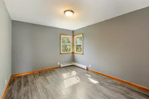 8505 W Arthur Ave, West Allis, WI 53227 - Photo 9