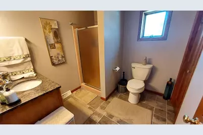 8404 S 68th St, Franklin, WI 53132 - Photo 31