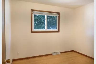 4900  Ridgeway Ave, Racine, WI 53406 - Photo 15