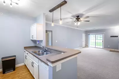 2704  Northview Rd #148, Waukesha, WI 53188 - Photo 3