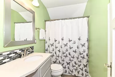 W232N6198  Waukesha Ave, Sussex, WI 53089 - Photo 17