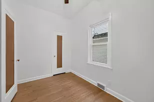 1979 S 10th St, Milwaukee, WI 53204 - Photo 13