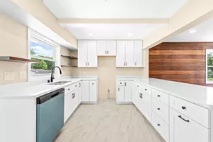 222 N 111th St, Wauwatosa, WI 53226 - Photo 11
