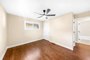222 N 111th St, Wauwatosa, WI 53226 - Photo 17