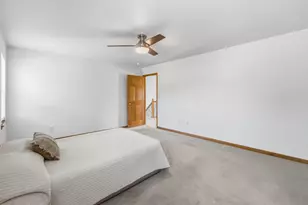 W273N2420 Arlington Ct, Pewaukee, WI 53072 - Photo 19