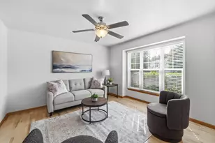 W273N2420 Arlington Ct, Pewaukee, WI 53072 - Photo 13