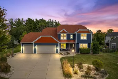 W273N2420  Arlington Ct, Pewaukee, WI 53072 - Photo 1