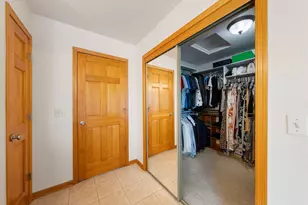 W273N2420 Arlington Ct, Pewaukee, WI 53072 - Photo 25