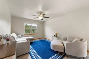 W273N2420 Arlington Ct, Pewaukee, WI 53072 - Photo 31