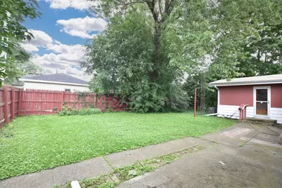 3421  Saint Clair St, Racine, WI 53402 - Photo 31