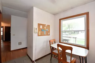 3421 St Clair St, Racine, WI 53402 - Photo 7