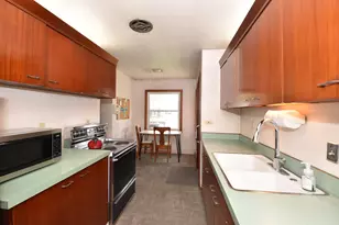 3421 St Clair St, Racine, WI 53402 - Photo 17