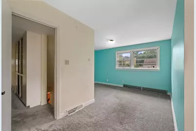 2842 N 90th St, Milwaukee, WI 53222 - Photo 15