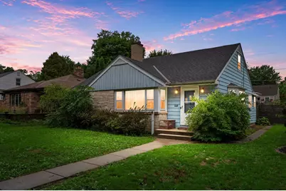2842 N 90th St, Milwaukee, WI 53222 - Photo 1