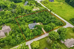 3411 W River Dr, Mequon, WI 53097 - Photo 57