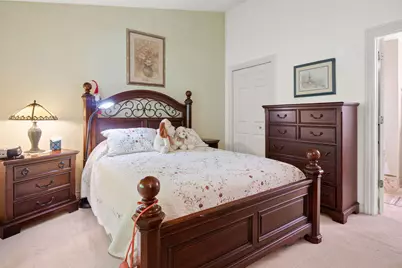 542  Pewaukee Rd #H, Pewaukee, WI 53072 - Photo 5