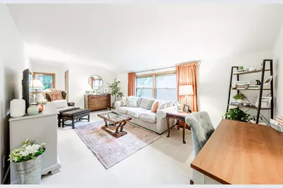 2555 N 72nd St, Wauwatosa, WI 53213 - Photo 27