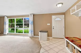1403 Gunnell Ln, Manitowoc, WI 54220 - Photo 3