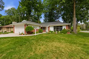 1403 Gunnell Ln, Manitowoc, WI 54220 - Photo 1