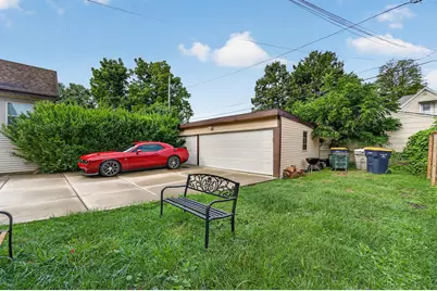 1639 S 79th St, West Allis, WI 53214 - Photo 17