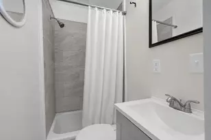 1639 S 79th St, West Allis, WI 53214 - Photo 17