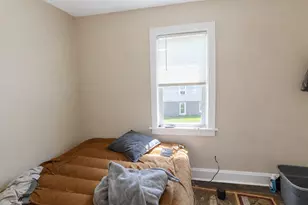 1953 S 5th Pl, Milwaukee, WI 53204 - Photo 11