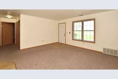 1208 N Sunnyslope Dr #104, Racine, WI 53406 - Photo 19