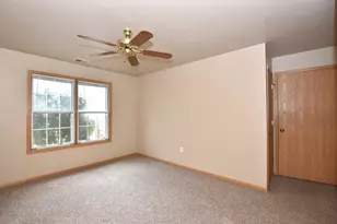 1208 N Sunnyslope Dr, Racine, WI 53406 - Photo 21