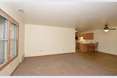 1208 N Sunnyslope Dr #104, Racine, WI 53406 - Photo 9