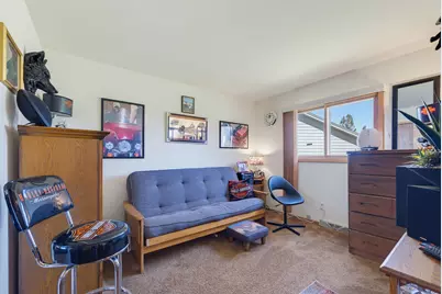 8112 N 97th Ct, Milwaukee, WI 53224 - Photo 17