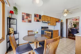 8112 N 97th Ct, Milwaukee, WI 53224 - Photo 11